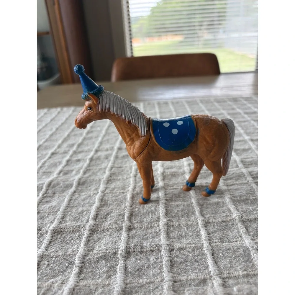 Party animal horse cake topper Ankyo brand